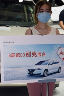 健美身材真亮眼