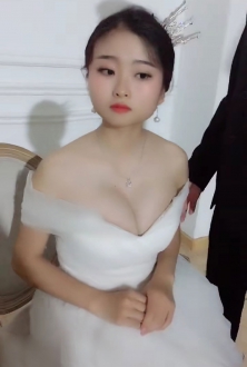 伴娘装美女图片4