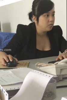 迷人的公司财务大姐