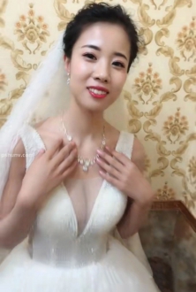 漂亮的伴娘装13