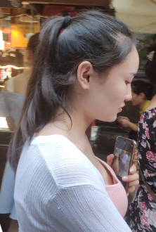 街拍周庄古镇美女图片
